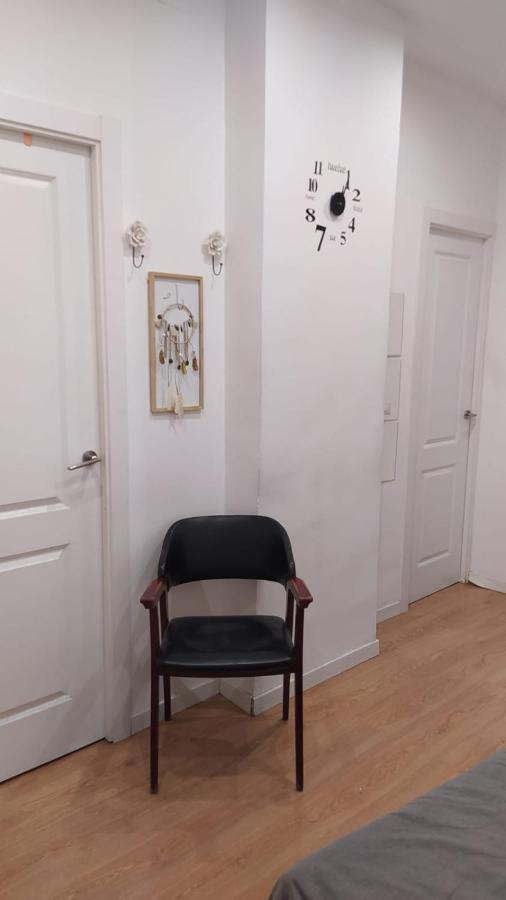 Apartamento 2 Dormitorios Cerca De Manuel Becerra Madrid Eksteriør bilde