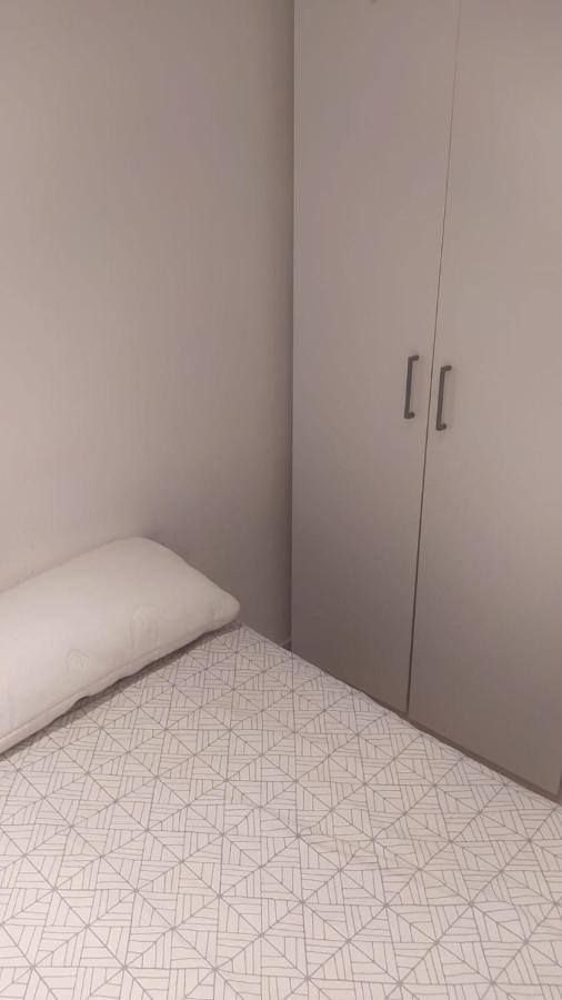 Apartamento 2 Dormitorios Cerca De Manuel Becerra Madrid Eksteriør bilde